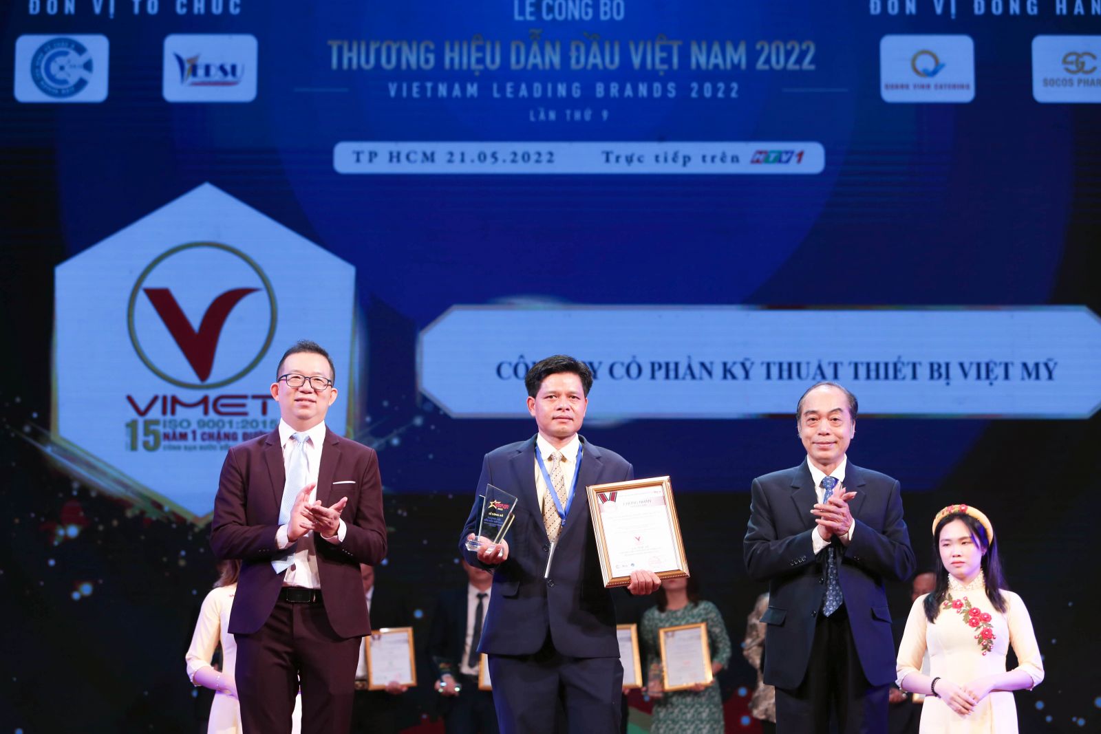 VINH DANH DOANH NHÂN TIÊU BIỂU 2022 