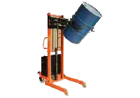 Xe nâng thùng phi dầu nhớt hóa chất