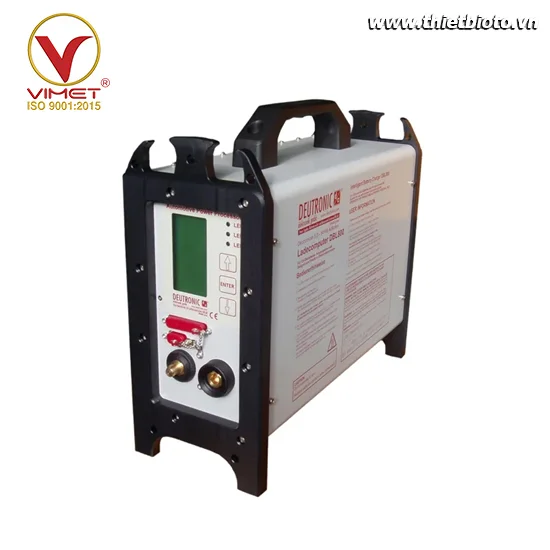Bộ sạc thông minh cho ắc quy khởi động xe ô tô Deutronic DBL800-58-M