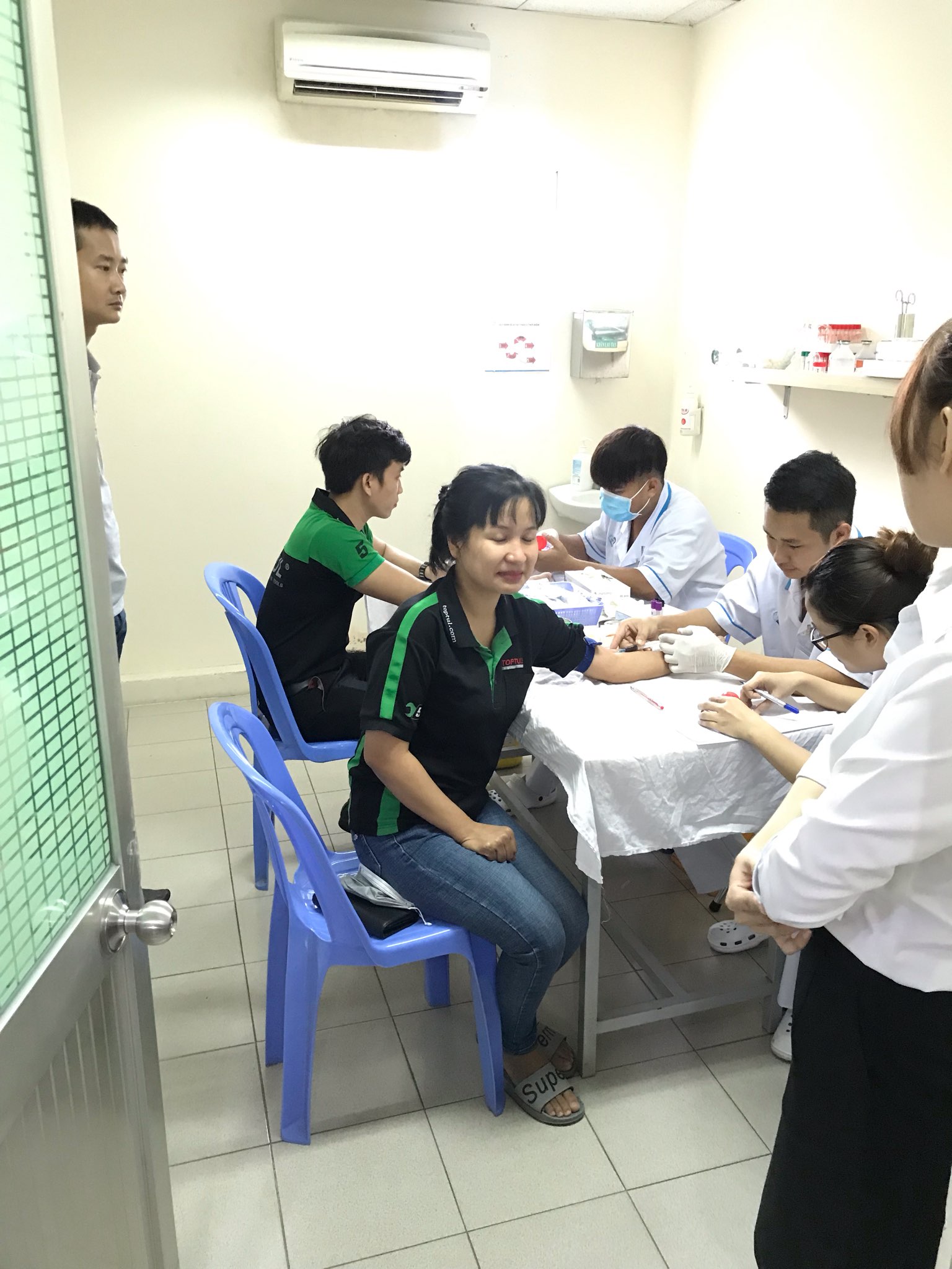 Khám sức khỏe định kỳ - Hoạt động thường niên tại Công ty CPKT Thiết BỊ Việt Mỹ