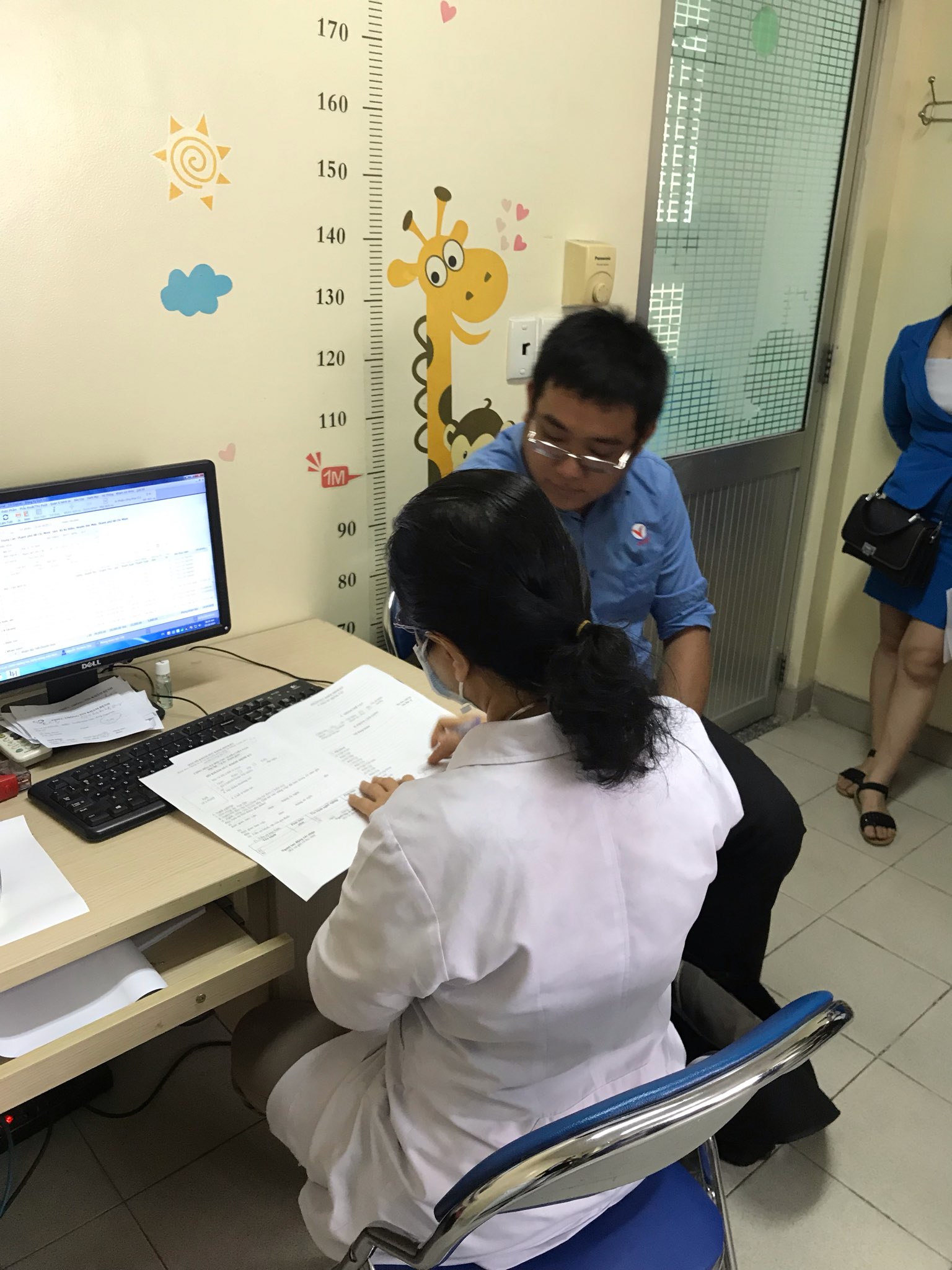 Khám sức khỏe định kỳ - Hoạt động thường niên tại Công ty CPKT Thiết BỊ Việt Mỹ